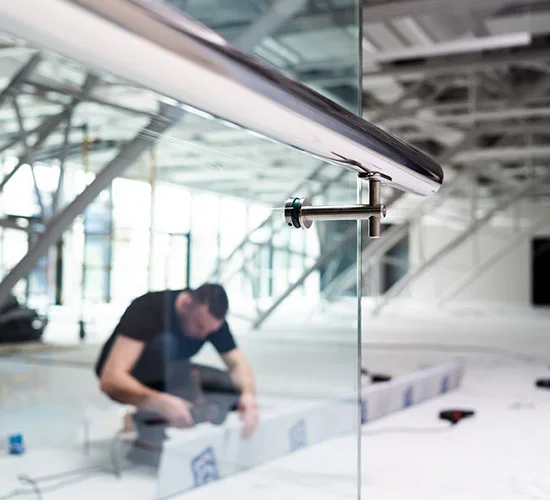 Richmond West, FL highly skilled glass repair technicians